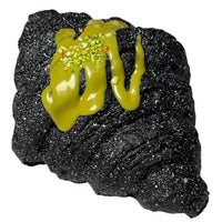 BLACK SESAME CROISSANT SQUISHY