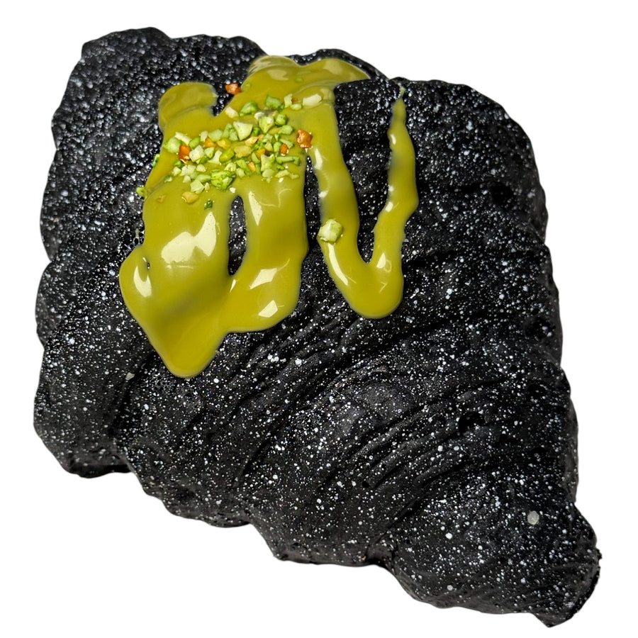 BLACK SESAME CROISSANT SQUISHY