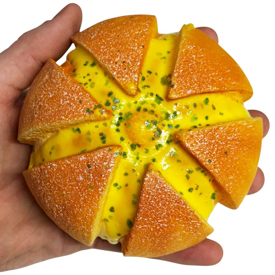 CHEESY GARLIC BREAD SQUISHY
